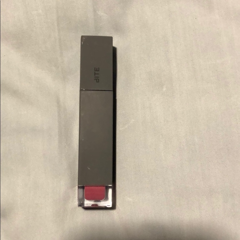 Bite liquid lipstick